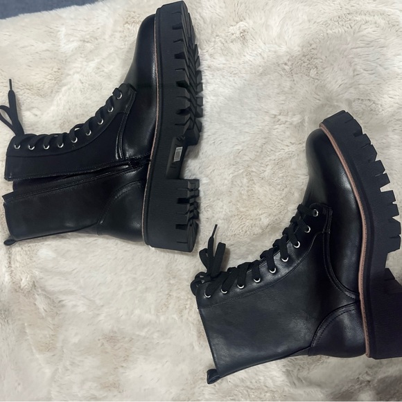 DV by Dolce Vita Black Chunky Combat Boots - Picture 4 of 7